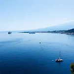 Valentino Giardini Naxos