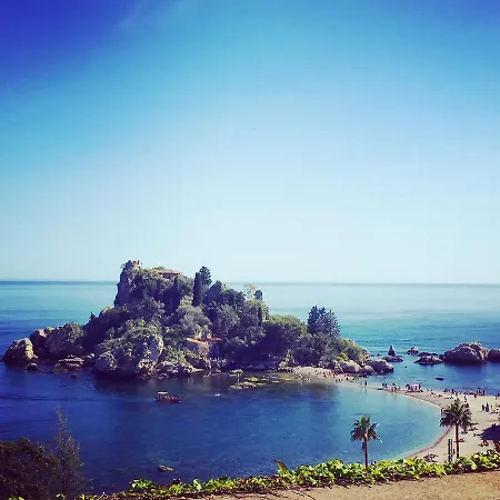 Valentino Giardini Naxos