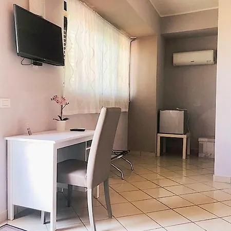Oda ve Kahvaltı Valentino 3*